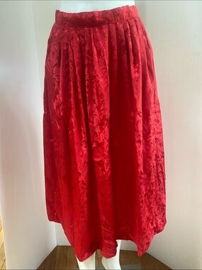 Red Jacquard Gathered Midi Skirt